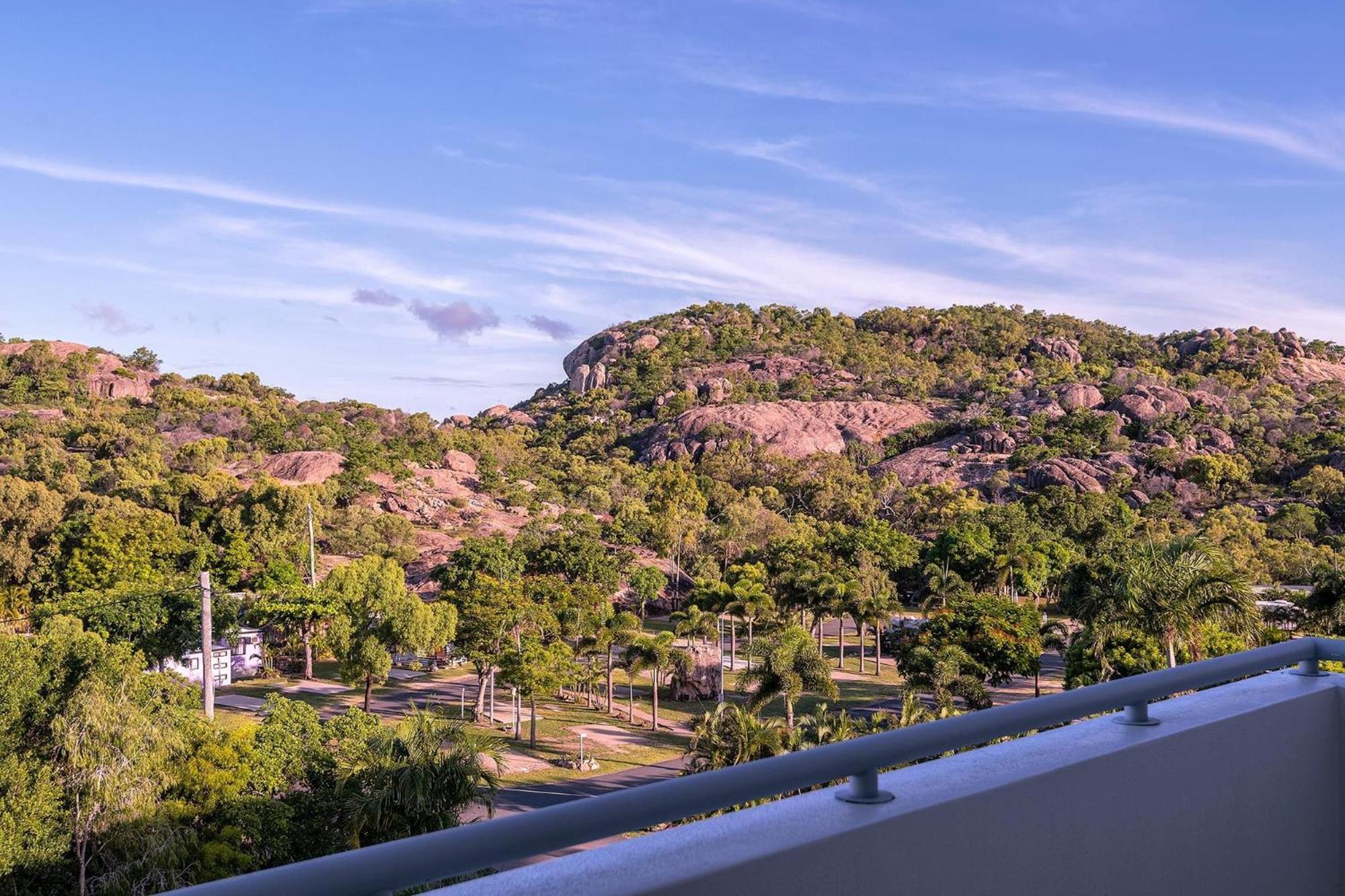 คอรัล โคฟ อพาร์ตเมนท์ Aparthotel โบเวน ภายนอก รูปภาพ